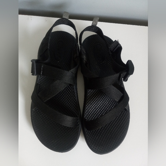 Chaco Black Men's Sandals - Picture 2 of 9